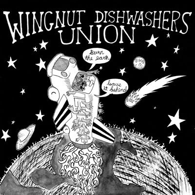I like punk bands that I'm too old and not cool enough to be listening to, beating my brain, videogames and making an ass of myself online.