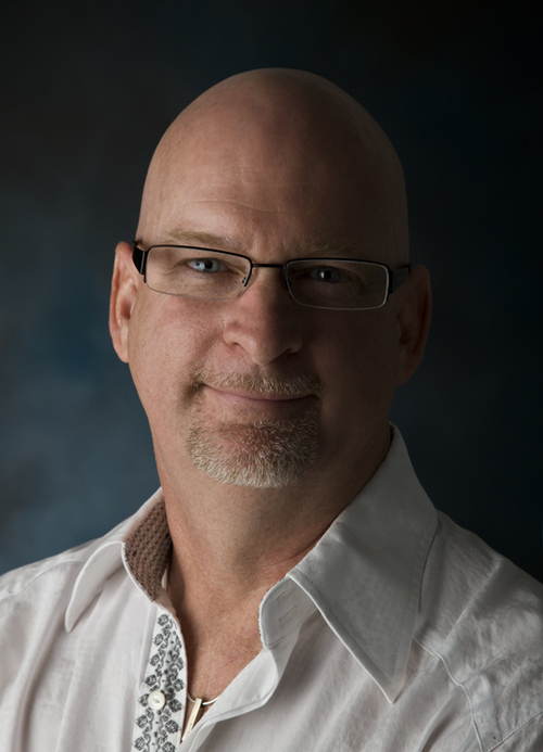 Kevin L Callahan