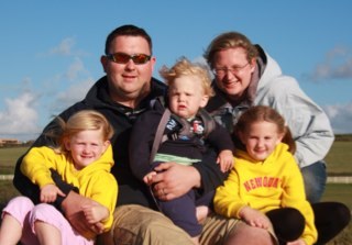 Ukjonnyboy's profile picture. TVR mad House husband with 3 Mottsters to look after #Topjob