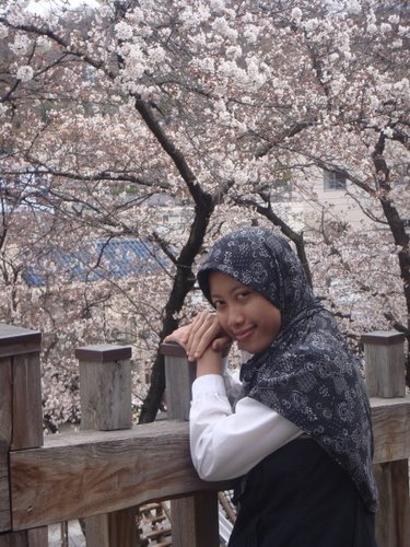 I`m an Indonesian.Just one of the ordinary people & have a lot of dreams.