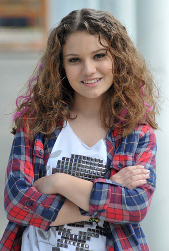 Fã Cℓυвє Dєdι¢αdσ α ℓιη∂α dα @karizebrum ,qυє é α Nσνα Aτяιz dα Nσνєℓα Rєвєℓ∂є! =]
Siηcє: 30/07/2012 
Ofι¢ιαℓιzα∂σ & Sєgυi∂σ Pєℓα @karizebrum Nσ Diα:5/08/2012