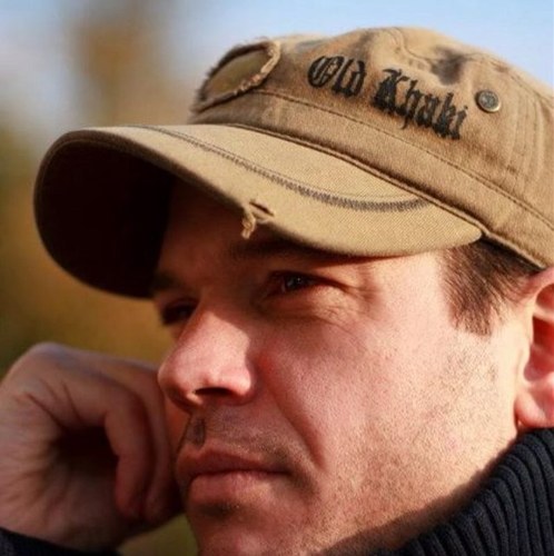 warrenironside's profile picture. 