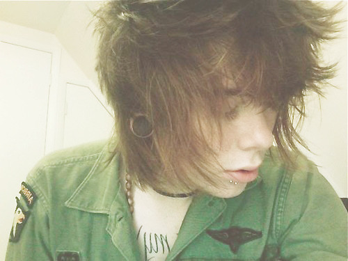 I've said it once, I've said it twice
I've said it a thousand fucking times, that I'm ok, that I'm fine
That it's all just in my mind