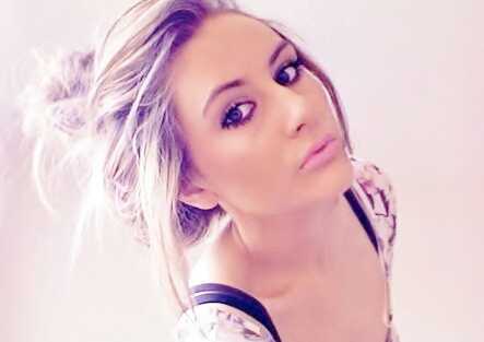 ltsIlfeNotes's profile picture. first account ItsLifeNotes this my second account it is not a fanpage