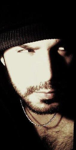 Marketing Manager @ Apple iStore Tunisia
Art lover, music composer, Electronic music remixer & producer.