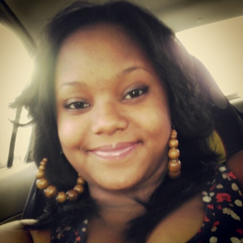 i am me & i love my daughter :) i hold it down for my fam ( GMF ] RiP Dee , Doo , Denny ' can't forget about Shane L. !!! but go Follow this Funsize Bitch C(: