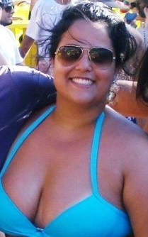 ‎Tecnicamente, estou solteira, mas meu coração está ocupado por alguém, que eu não posso chamar de meu.