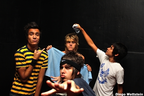Muitas palavras, e nenhuma define o meu amor por você.
Criado dia: 27/08/10
