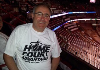 bernatmorales's profile picture. Treballar per sumar amb els altres i ser feliç.