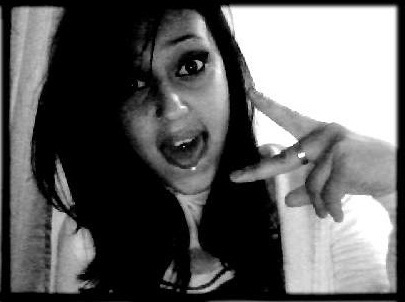 Essa mina recalcada não arruma um namorado , não mexe com o meu não sou de mandar recado  ♪ ♫ ;D Namorada do @McDi_Oficial