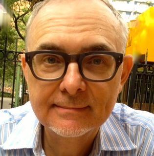 design guy living in nyc's east village. Information omnivore, culture hound, and baseball fan.