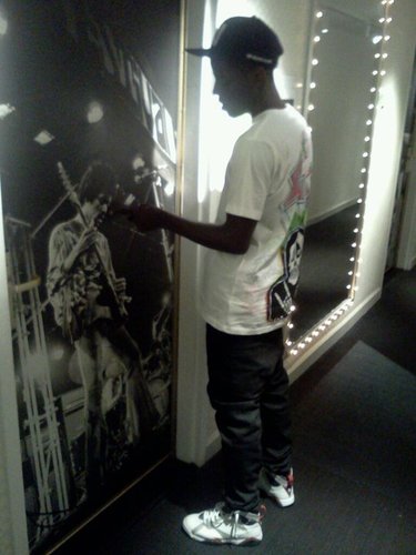 nsbcontact's profile picture. #TEAMKNICKS #YESWEDOFOLLOW #NSBSTAYFLY#GOOD FEELINGS&VIBES.....IF THE WORLD KEEPS SPINNING THEIRS ALWAYS SOMETHING NEW TO FIND OUT #NSB