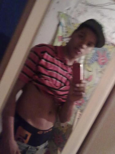 Queenvivesabe,QuennMooresabePq''