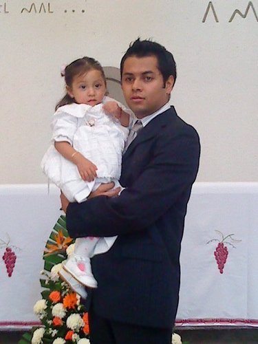 La vida tiene 4 sentidos: AMAR, SUFRIR, LUCHAR y GANAR. El que ama sufre, el que sufre lucha y el que lucha gana...