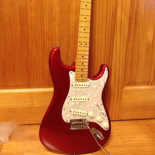 ギターやってます。 愛器はFenderのStratocasterです。 あまり上手くないくせに機材オタクですww 音作り(特に歪み)にはうるさいです(笑) ギター好きなひと、ストラトらぶ♡なひと!! フォロー待ってます (^o^)v
最近John Mayerにハマってます！