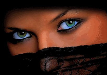 ناشطة اجتماعية - محررة صحافيه _ عضو مجلس ادارة عالم التطوع العربي