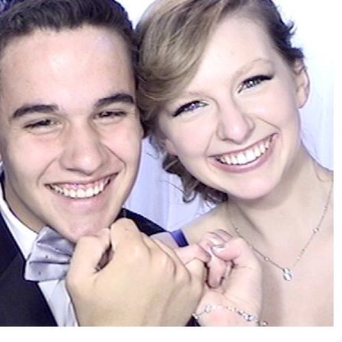 _katiebird's profile picture. 24-hour diners, pirates, ukuleles, bizarre nights, rainy nights, burnt toast, loud noises, music, guitar, theatre