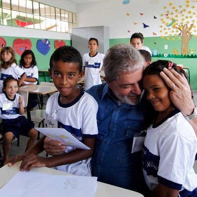 Admirador do LULA desde a minha militância no PT nos anos 80.