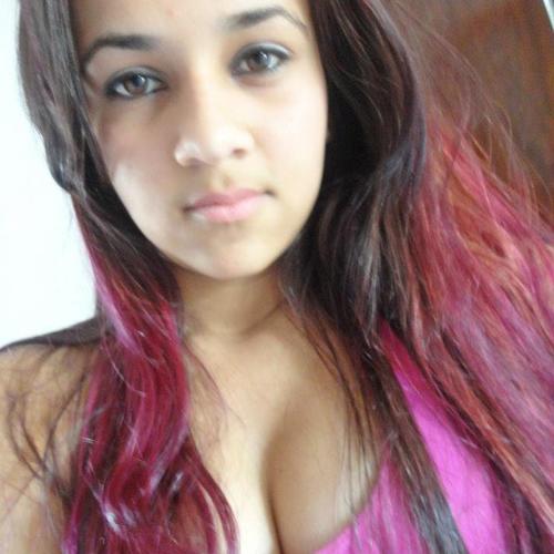 #MycaeleCristina, 16 anos, ciumenta, orgulhosa, ironica, & namorada do @Romboli_QZO (: Fãn dos : @FARIAPERICLES @thiprincipe @pinhaexalta @brilhaex *---*