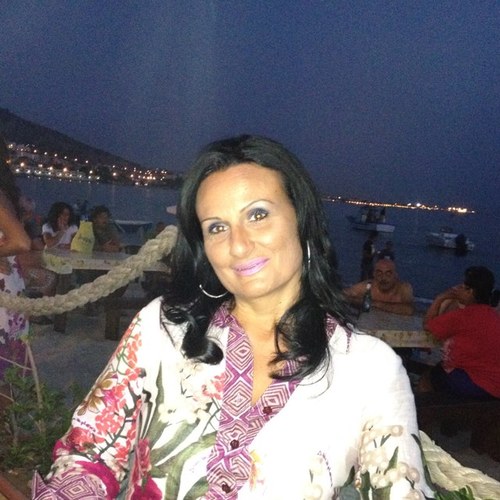 Angela65T's profile picture. 