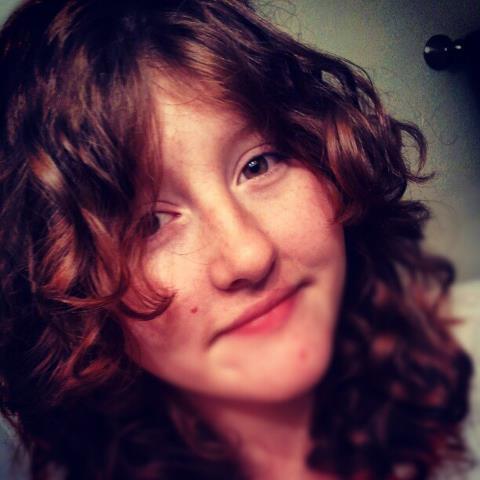 I'm Bree! I love music, I'm a huge nerd and waste all my time on video games and would rather listen to Queen over any other band/person. I love life ♥
