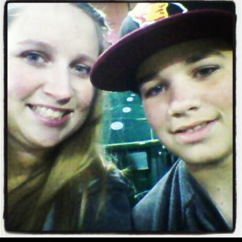 kris_b0rgfield's profile picture. #TeamFollowBack add me on fb