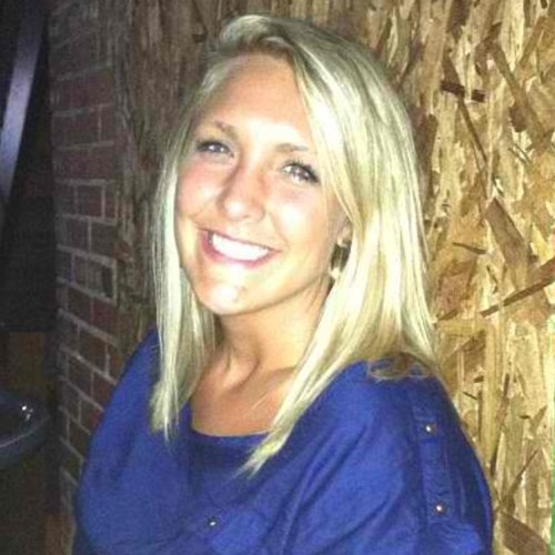 elzaruth's profile picture. Don't let this mean old world swallow you.