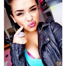 nicolemino1's profile picture. 