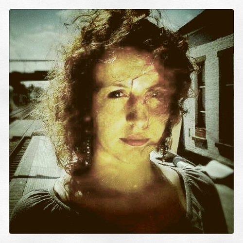 incrociate's profile picture. Pedantic workaholic, digital marketeer, F1 fan and girl geek (a little more girl than geek though). Mi piace la lingua italiana.