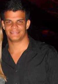Apaixonado Por animes, M.M.A E Pelo Sport Clube do Recife.Coordenador de Monitoramento e Estudante de Direito.
Poeta por hobbie,Keep in mind, And conquer.