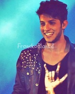 Porque sei que é verdadeiro.Porque sei que não é passageiro. Porque sei que será pra sempre. Porque é por vocês Mel,Chay e Lua. since: 11/06/12 *-*