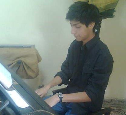 diegochfb's profile picture. ♪♪La Musica es mi Vida♪♪
seguime y te sigo ;)