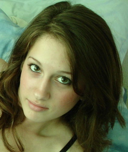 AnnemarieHinrig's profile picture. i would like 2 hook up with a guy who lives somewhere near to me. dont wnat something serious. just want no-strings & some fun times.