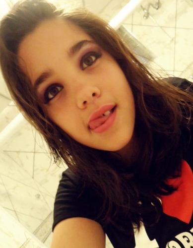 Apego-me a tudo e a todos com muita facilidade . Já acreditei em felizes para sempre , mesmo sabendo que o para sempre um dia acaba .