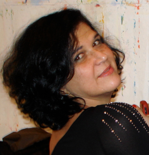 As a Fine Artist I am an Abstract Expressionist. I work in paint, collage and other mediums.  As a Therapist, I work with balancing energies and Natural Healing