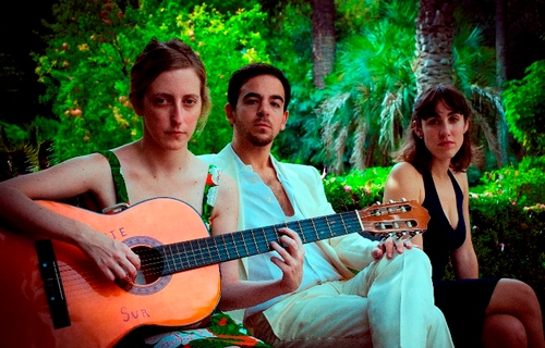 Todos los viernes a las 23 en El Camarín de las Musas, Mario Bravo 960, CABA. Dir: Lucía Panno