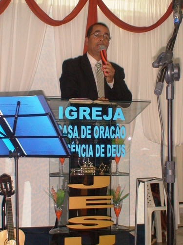 Apóstolo, Casado, pai de lindos filhos Servo de Deus Altíssimo, buscando sempre crescimento espiritual para toda a família. (71) 986827199 Salvador Bahia
