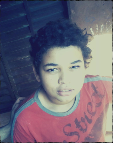 13 anos, Primeiramente #DEUS! , ciumento, bagunceiro!!! Irmão do @SeuGarotoAlone. Coord. da @PainColirios. #FOLLOW?
