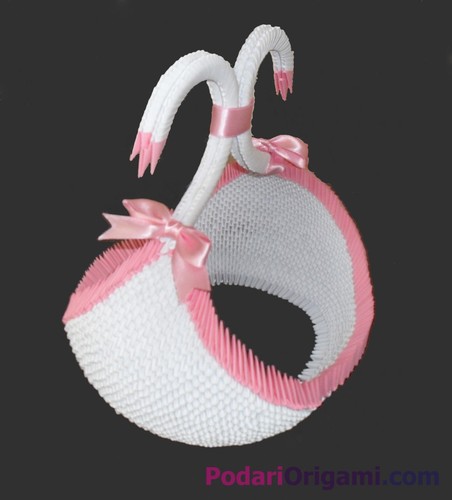 PodariOrigami's profile picture. 