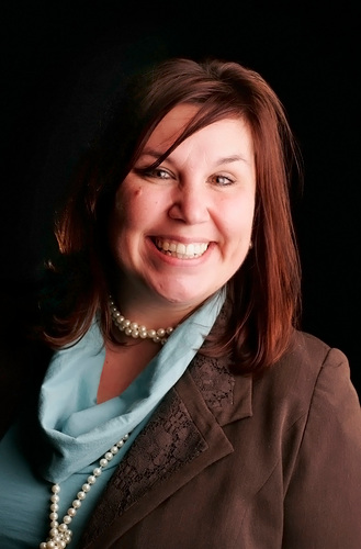 Director of Digital Media.  Lover of radio. Mom of two Mancubs. Touring life with a Greek Geek