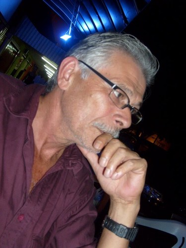 Homem família e de fé. Área de utilidades; planejamento, programação, organização operacional e manut.
Músicas; Descobrir novos, compor boas músicas.