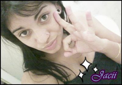 ◘ Em paz eu digo que eu sou o antido que vai adiante. Sem mas eu fico onde estou, prefiro continuar distante!