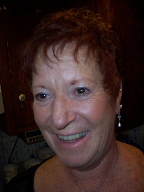 joantheredhead's profile picture. Always trying to be a cool Mom by learning