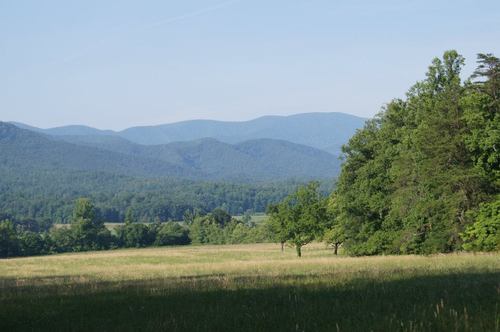 A Christian-based website connecting the beauty of God’s creation of the Great Smoky Mountains with things to see and do in the area.