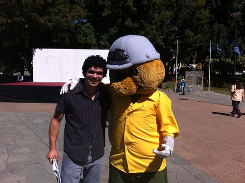 _Claudio_M_N's profile picture. Kissero, Azul y Andino. MGZ