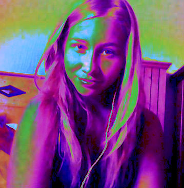 Follow Me So I Follow U Back & For Gaining More Followers =3 #TeamFollowBack