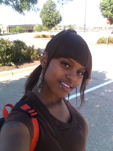 IM BEAUTIFUL,NICE,KIND,PLAYFUL,SWEET,INTELLIGENT, AND NICE TO BE AROUND,AND MOST DEFF COOL PEOPLE ...