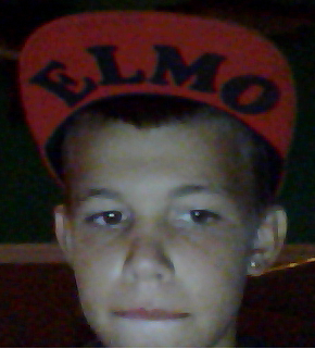 Dansmith71's profile picture. follow me and i and follow u back 3