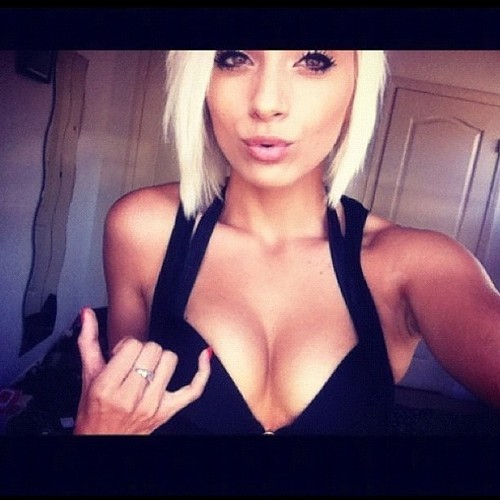 lexiw752's profile picture. loveee, beach, party, live young!