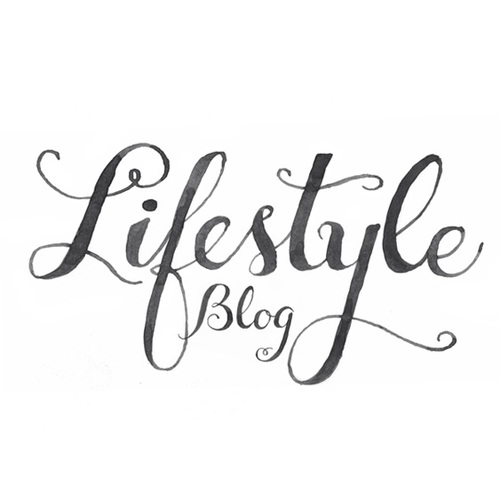 A simple lifestyle. Bringing praise to our Heavenly Father for the abundance of gifts we daily have. Vegan. Wife. Mother.